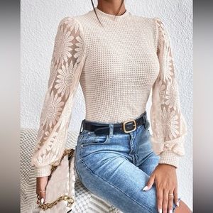 Boho lace lantern sleeve top apricot